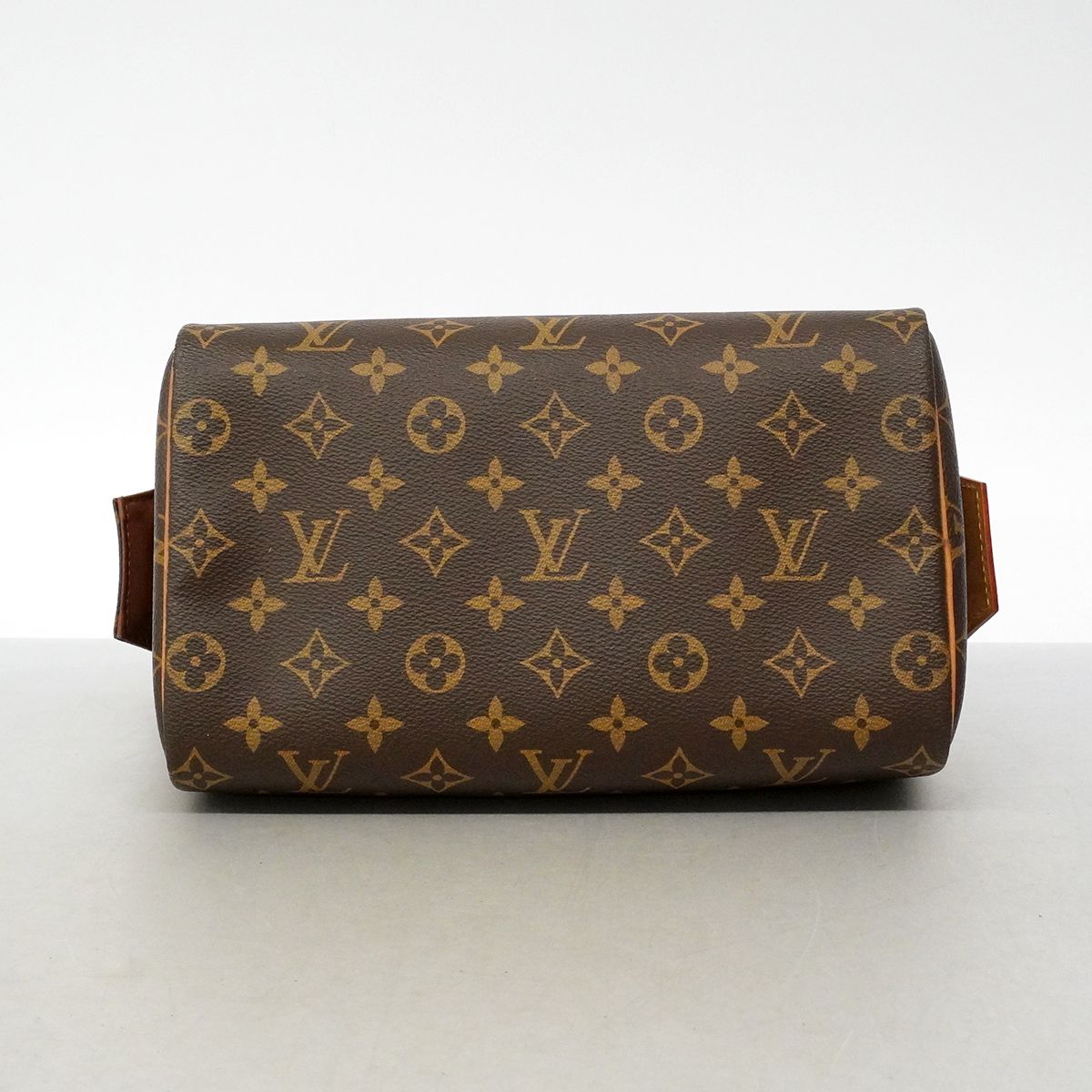 Louis Vuitton Clutch Monogram Dopp Kit Brown — view 3