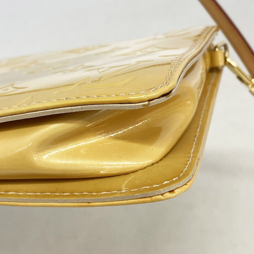 Louis Vuitton Pouch Vernis Lexington Beige — view 6