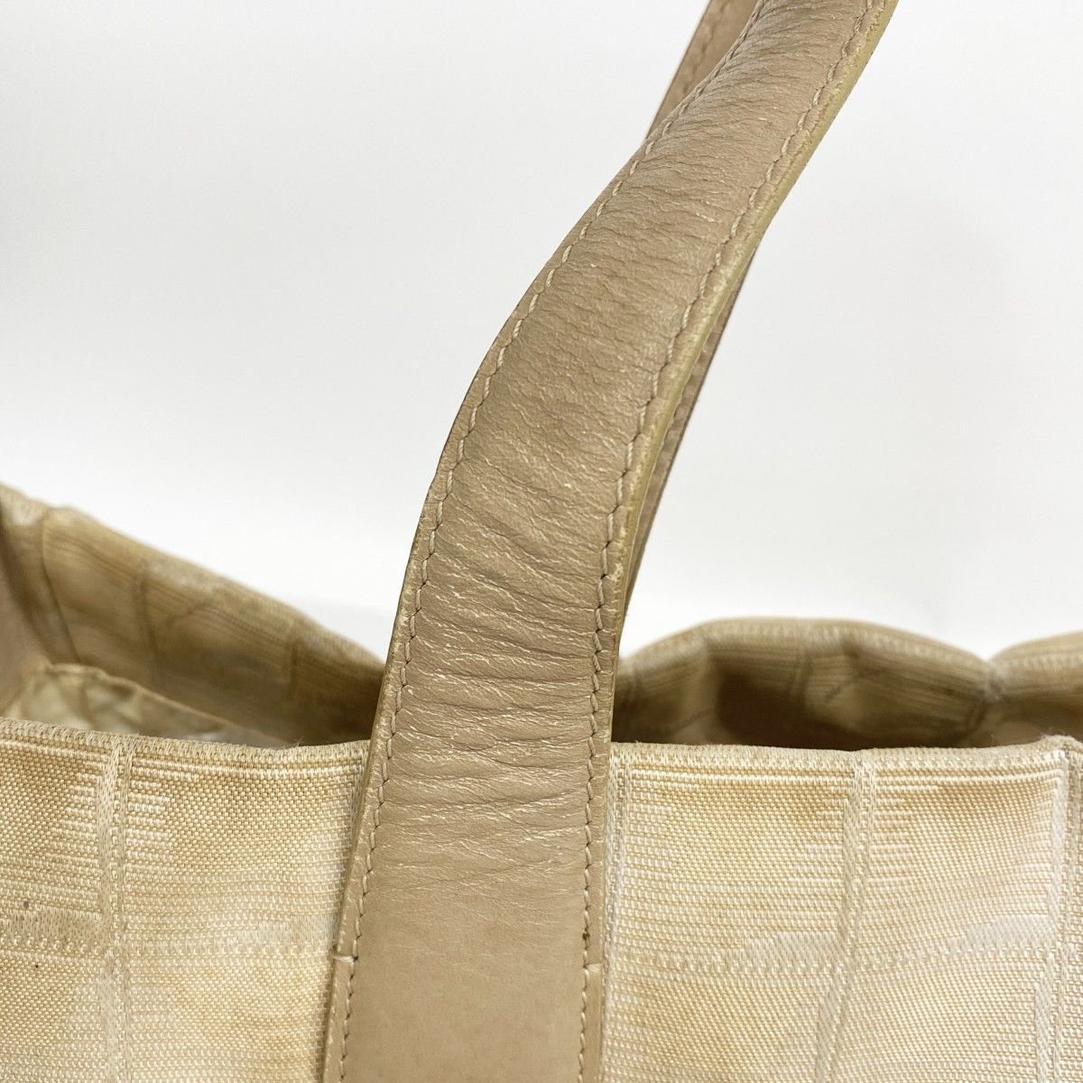 Chanel Tote New Travel Nylon Beige Silver — view 9