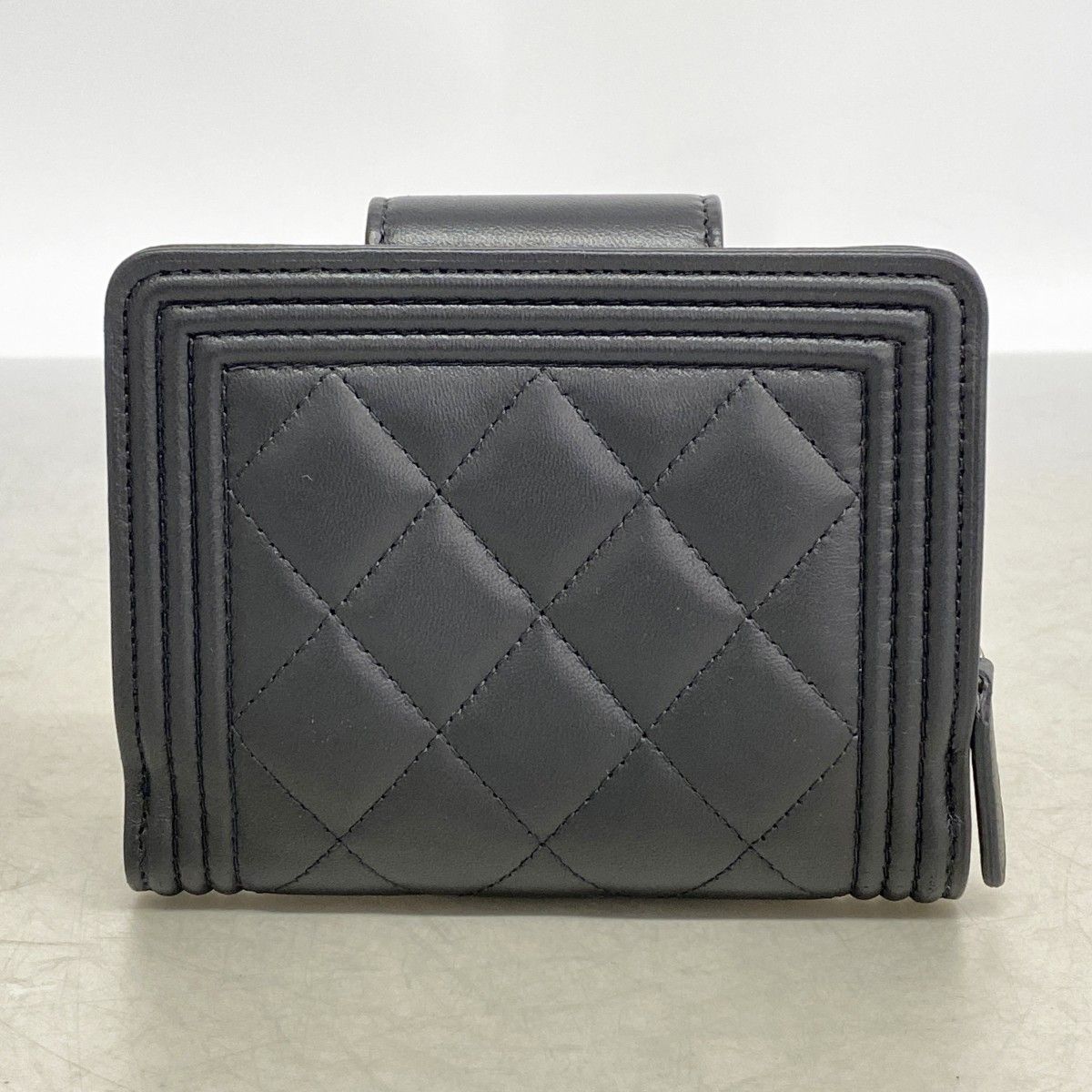 Chanel Wallet Boy Lambskin Black Silver — view 7
