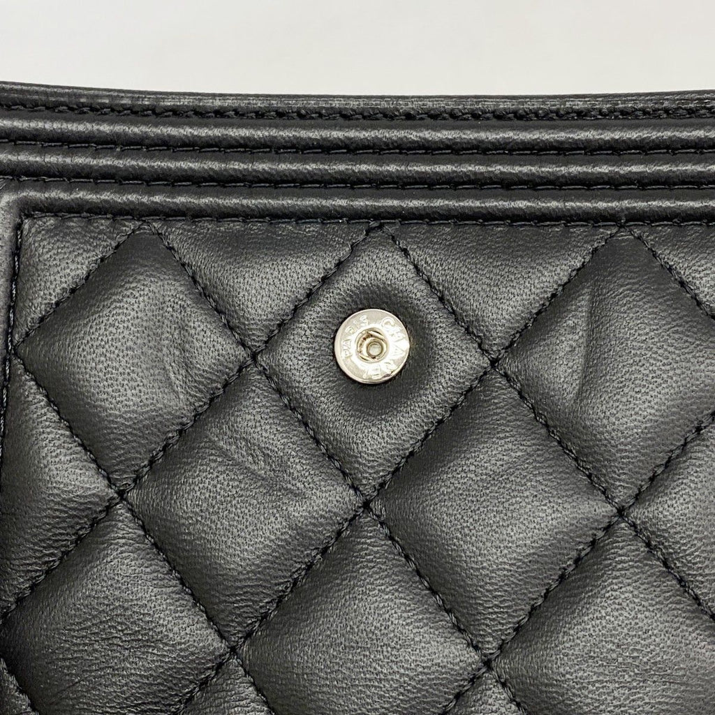 Chanel Wallet Boy Lambskin Black Silver — view 6