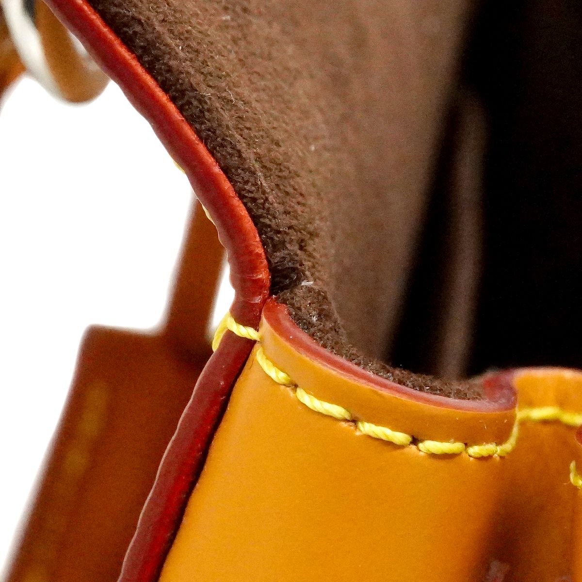 Louis Vuitton Handbag Epi Cluny Mini Gold Miel 2-Way — view 7