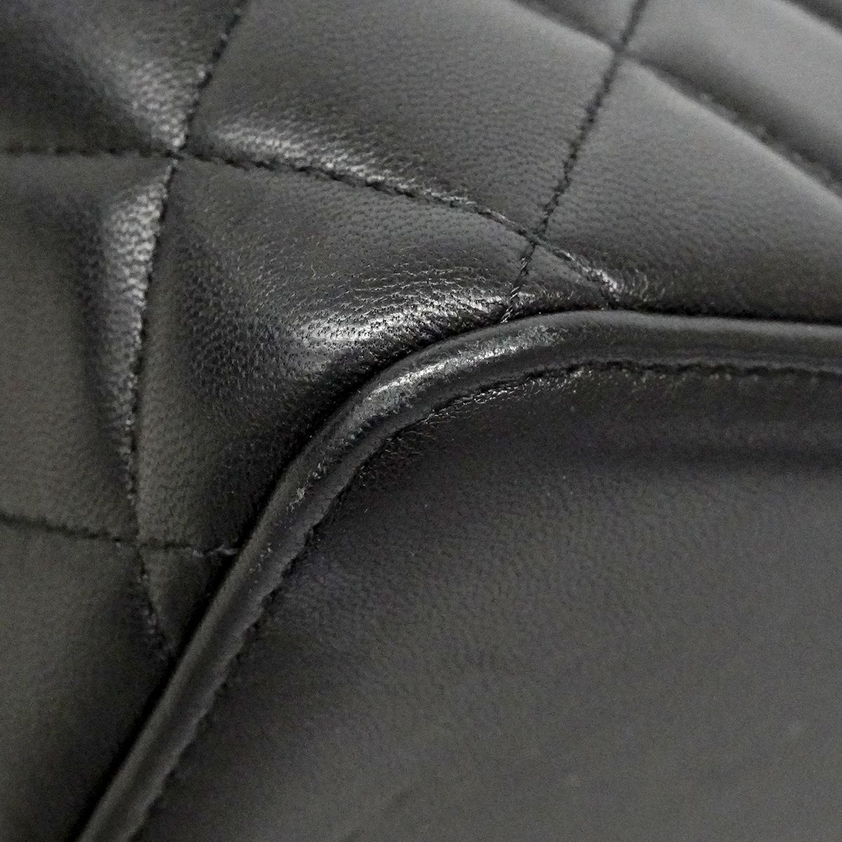 Chanel Vanity Bag Quilted Lambskin Black Gold 2-Way — view 7
