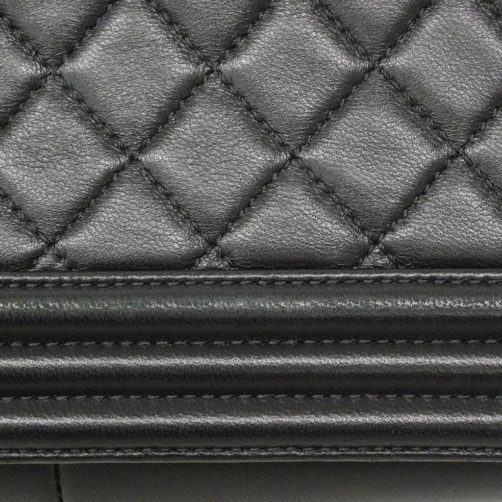 Chanel Shoulder Bag Boy Lambskin Black Champagne Gold — view 8