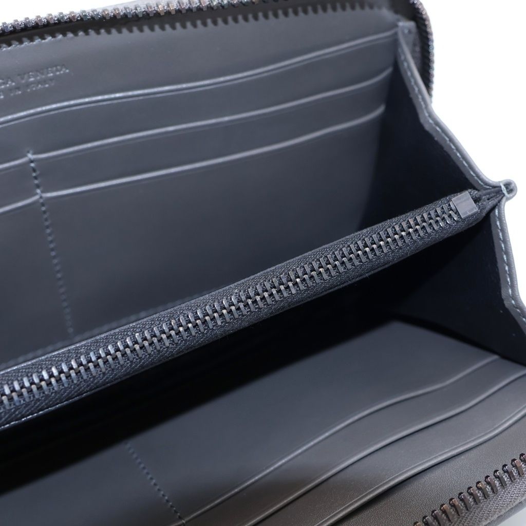 Bottega Veneta Intrecciato Wallet Card Case Gray Leather — view 4
