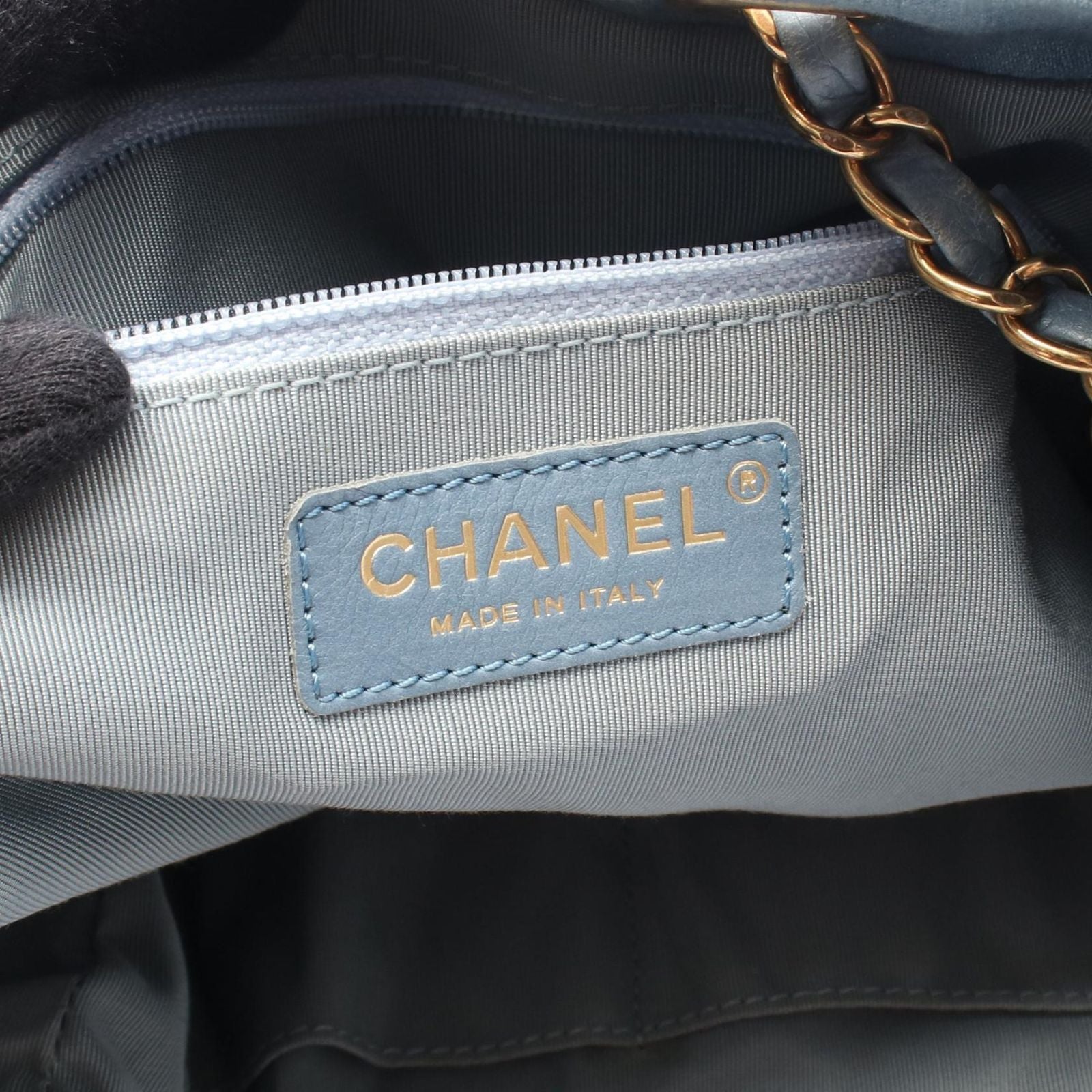 Chanel Shoulder Bag Quilted Drawstring Denim Blue — view 4
