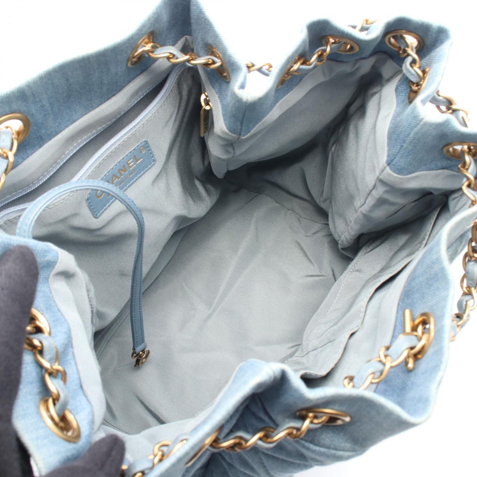 Chanel Shoulder Bag Quilted Drawstring Denim Blue — view 3