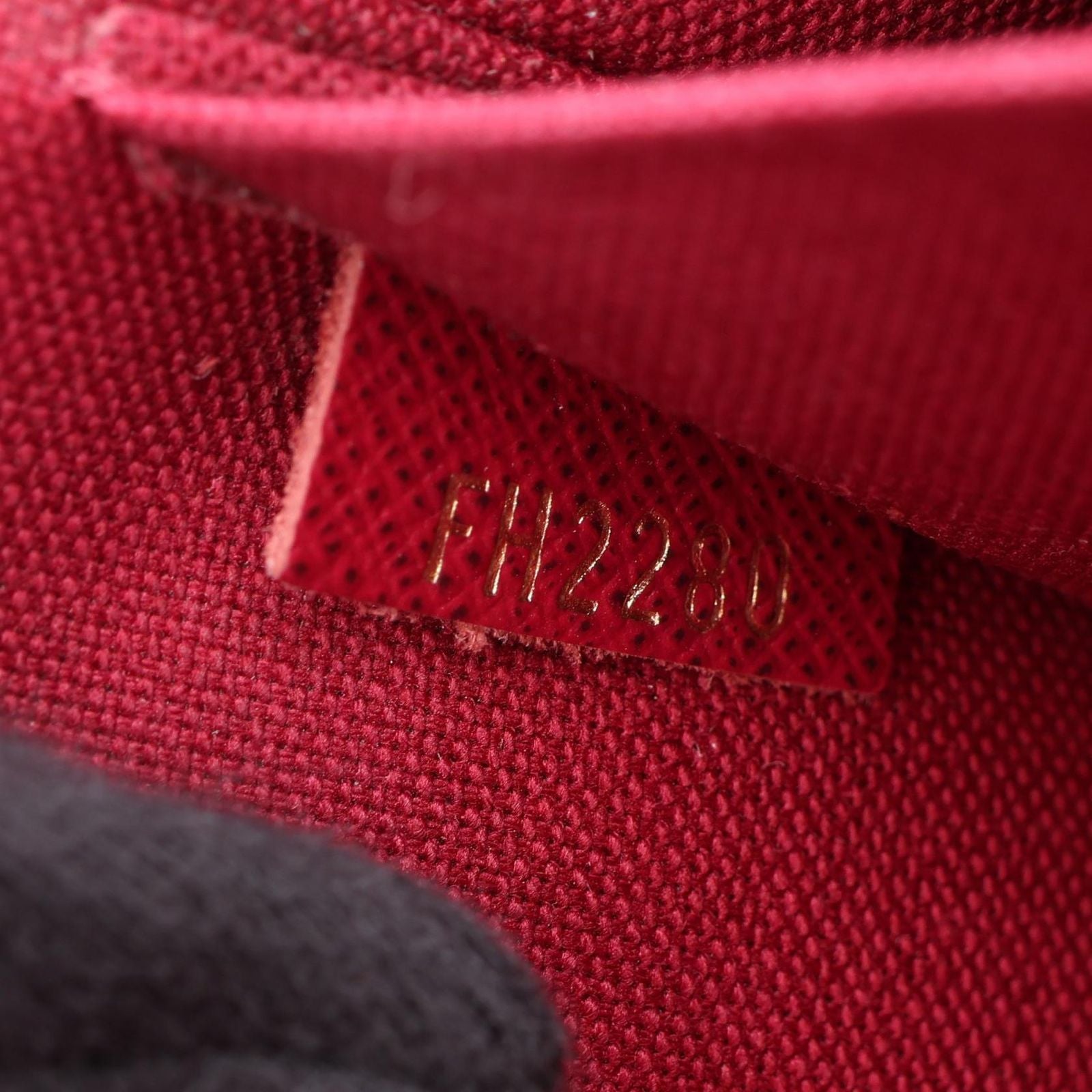 Louis Vuitton Shoulder Bag Pochette Monogram Fuchsia Canvas Leather Felicie — view 5