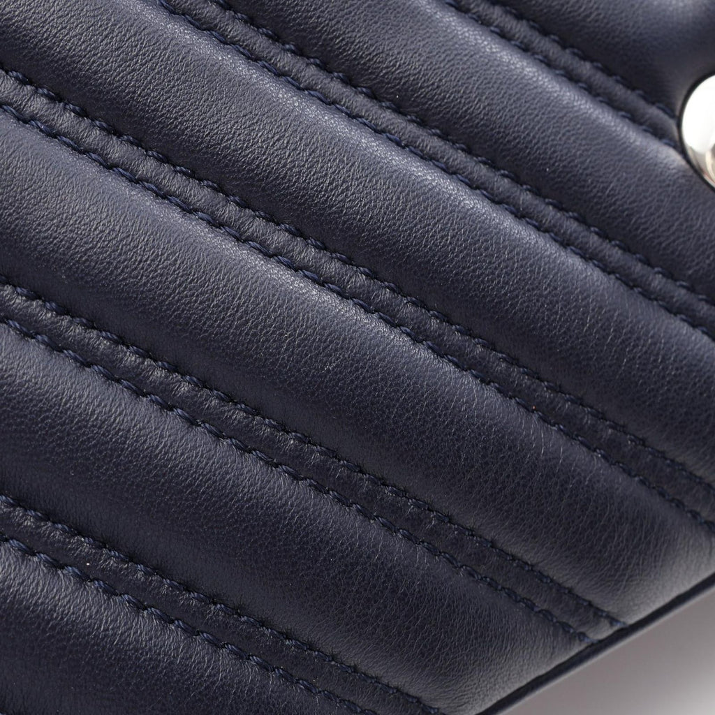 Chanel Shoulder Bag Chain Navy Lambskin — view 8