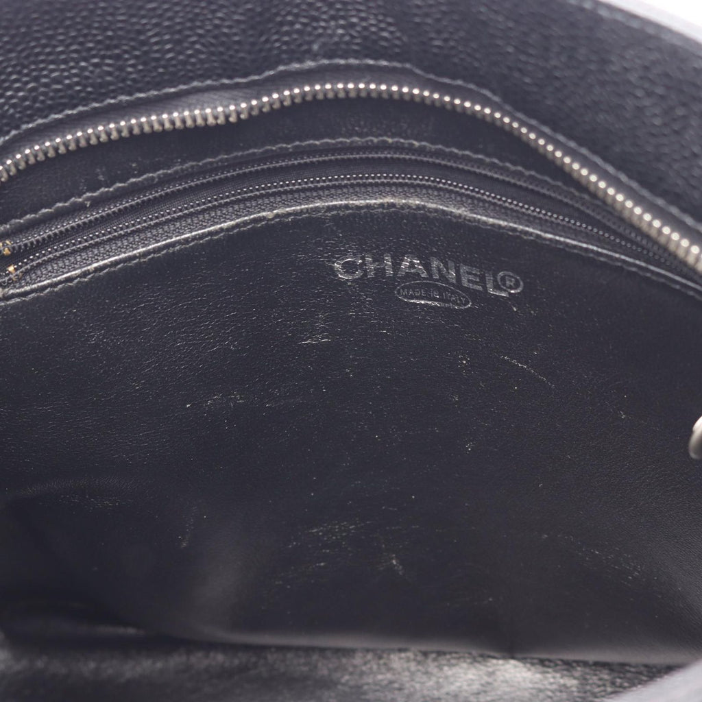 Chanel Tote Reissue Black Caviar Leather — view 7