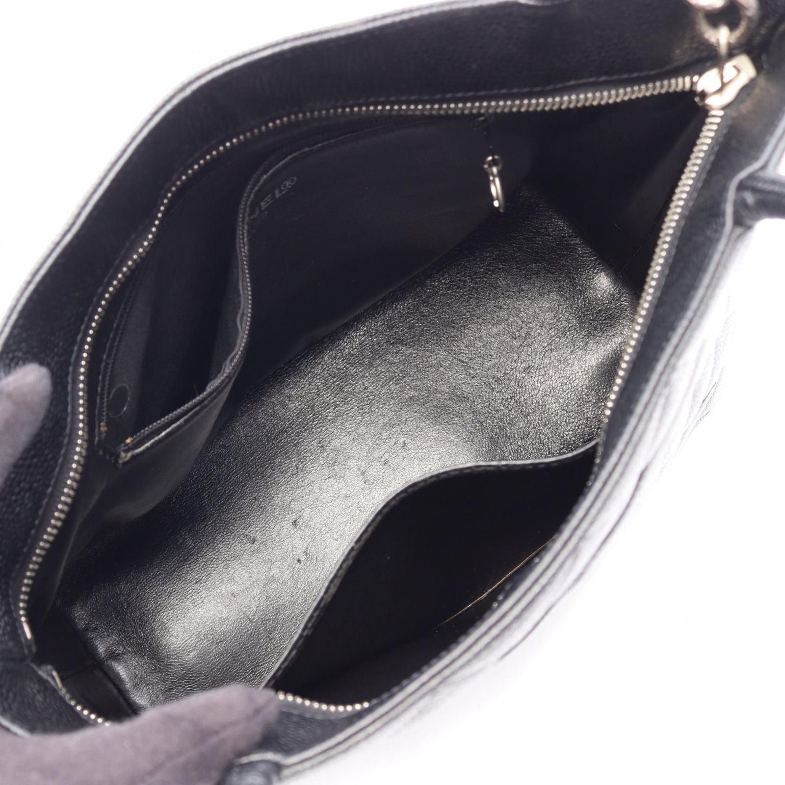 Chanel Tote Reissue Black Caviar Leather — view 3