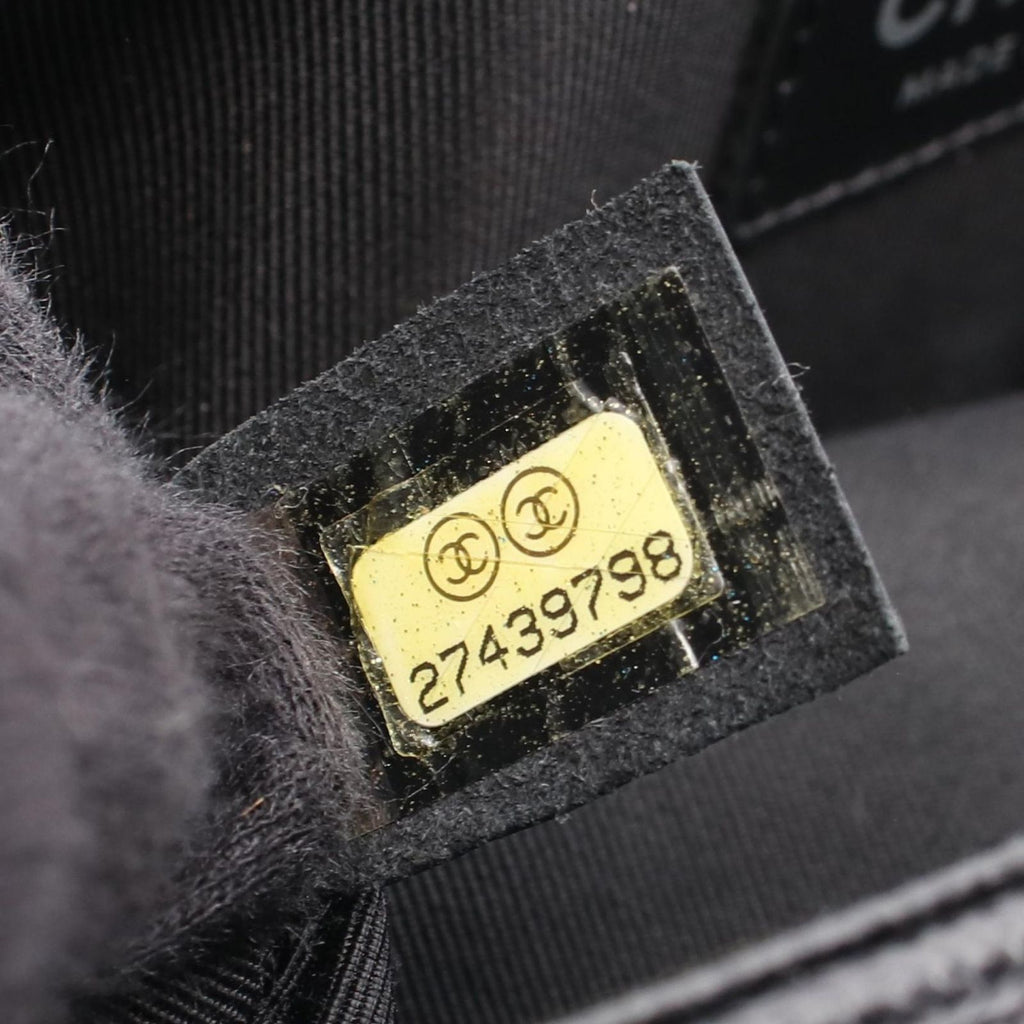 Chanel Shoulder Bag Boy Black Caviar Leather Boy Chain — view 5