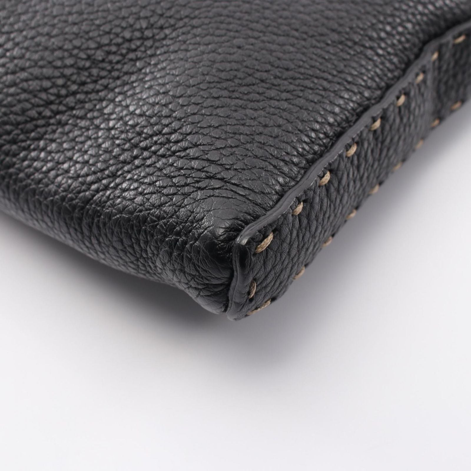 Fendi Shoulder Bag Selleria Black Leather — view 9