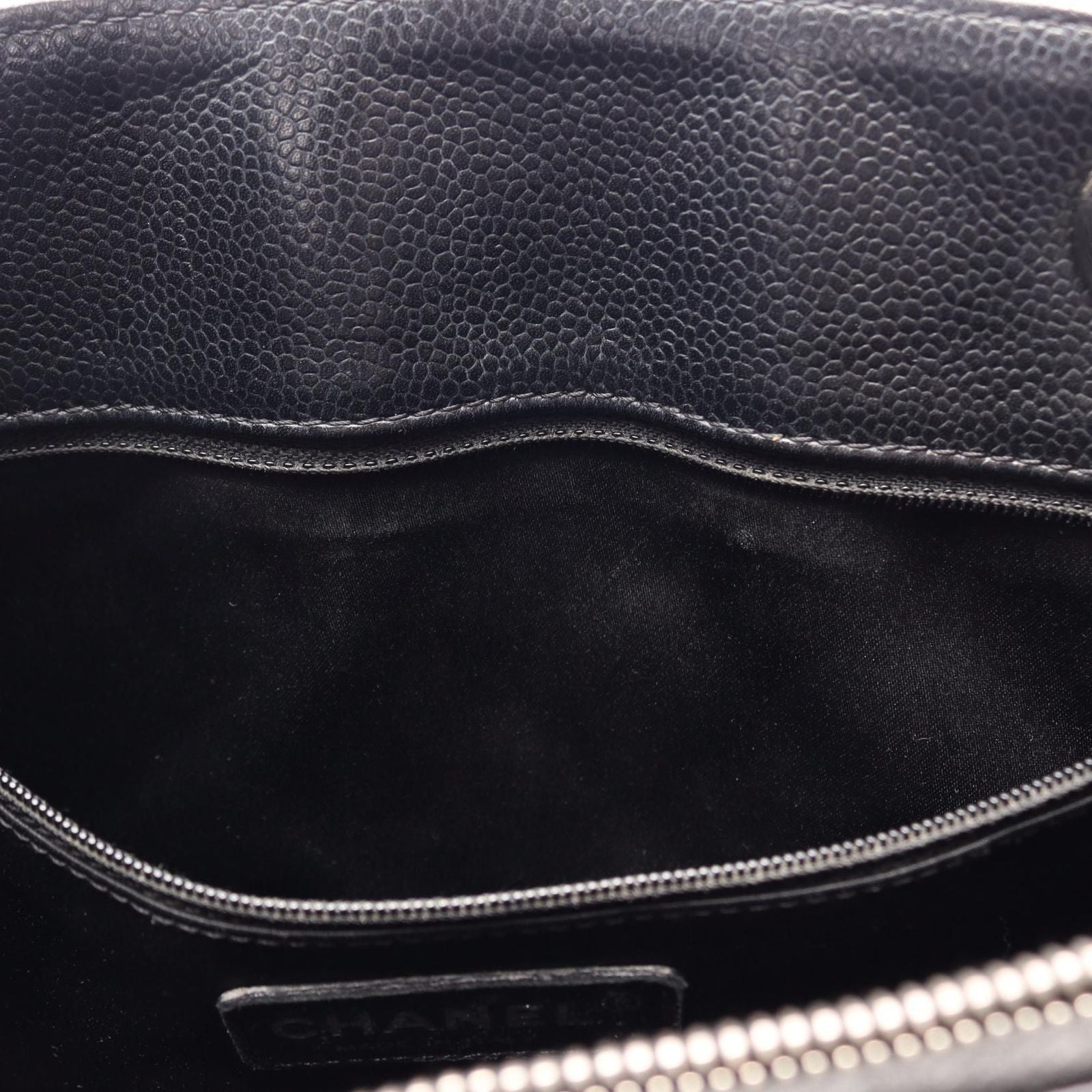Chanel Tote Quilted Grand Shopping GST Black Caviar Leather GST Chain — view 9
