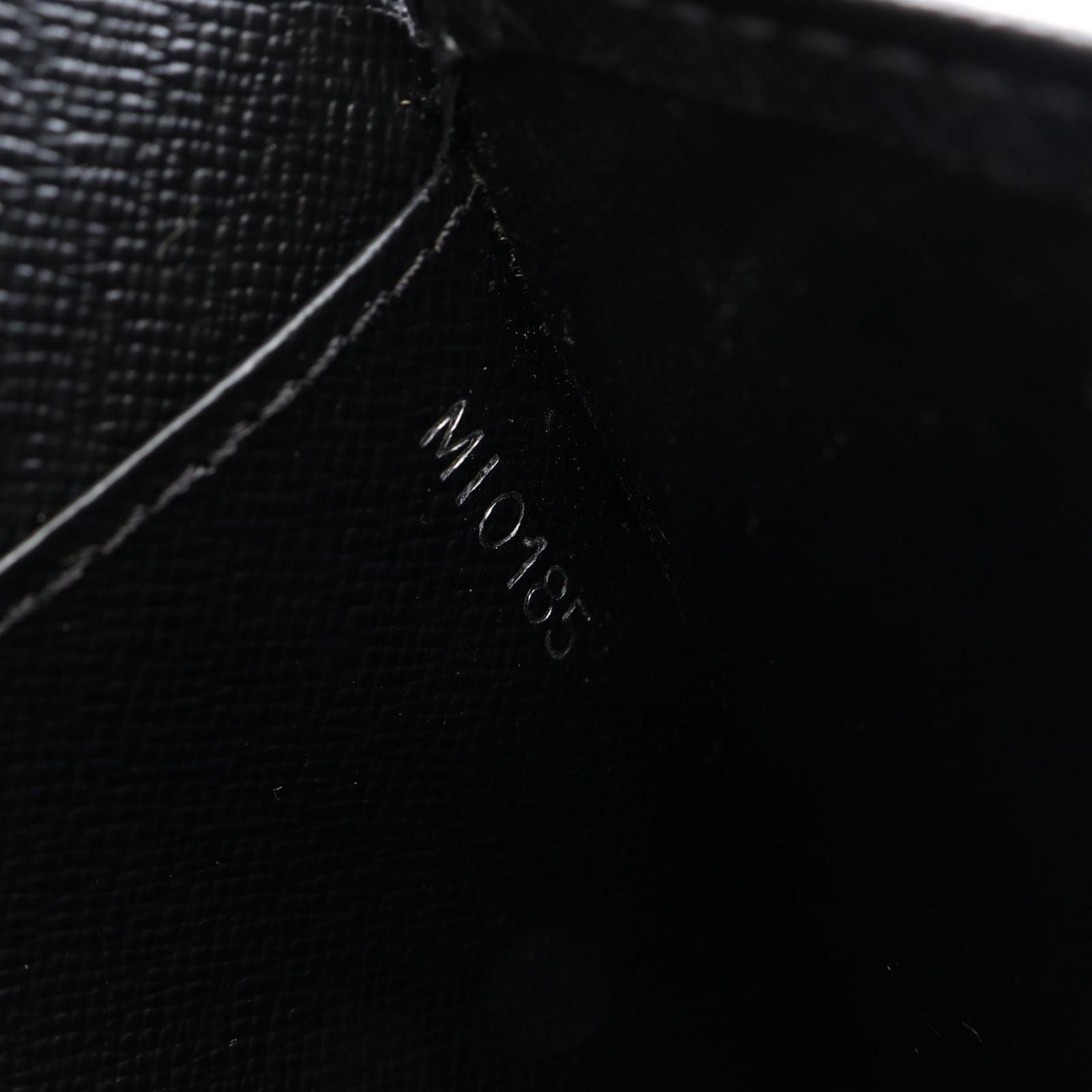 Louis Vuitton Round Wallet Atoll Leather — view 5
