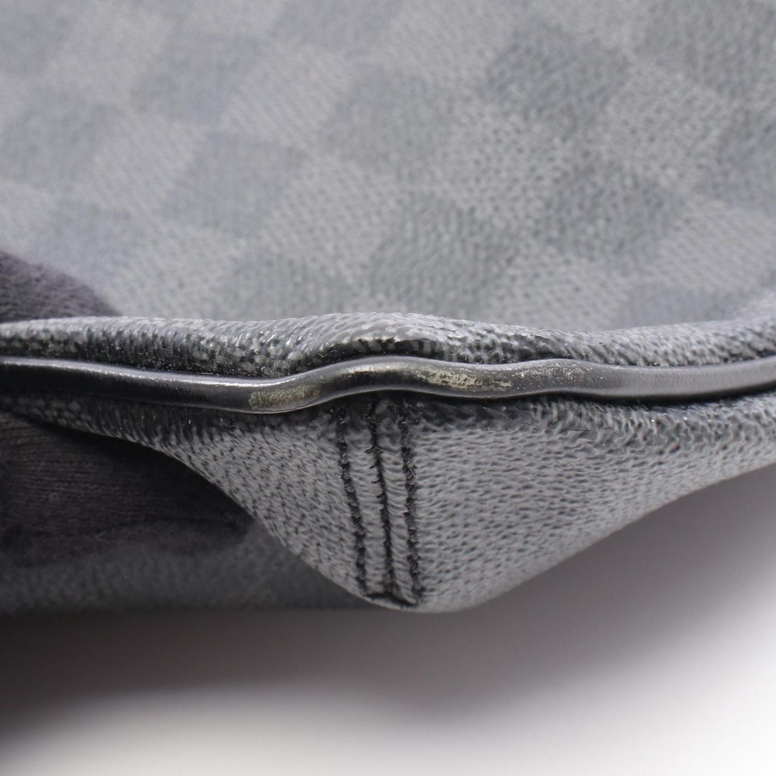 Louis Vuitton Shoulder Bag Thomas Canvas Leather — view 6