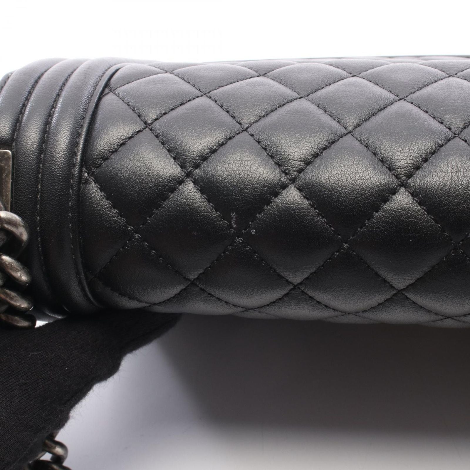 Chanel Shoulder Bag Boy Black Lambskin Boy Chain — view 9