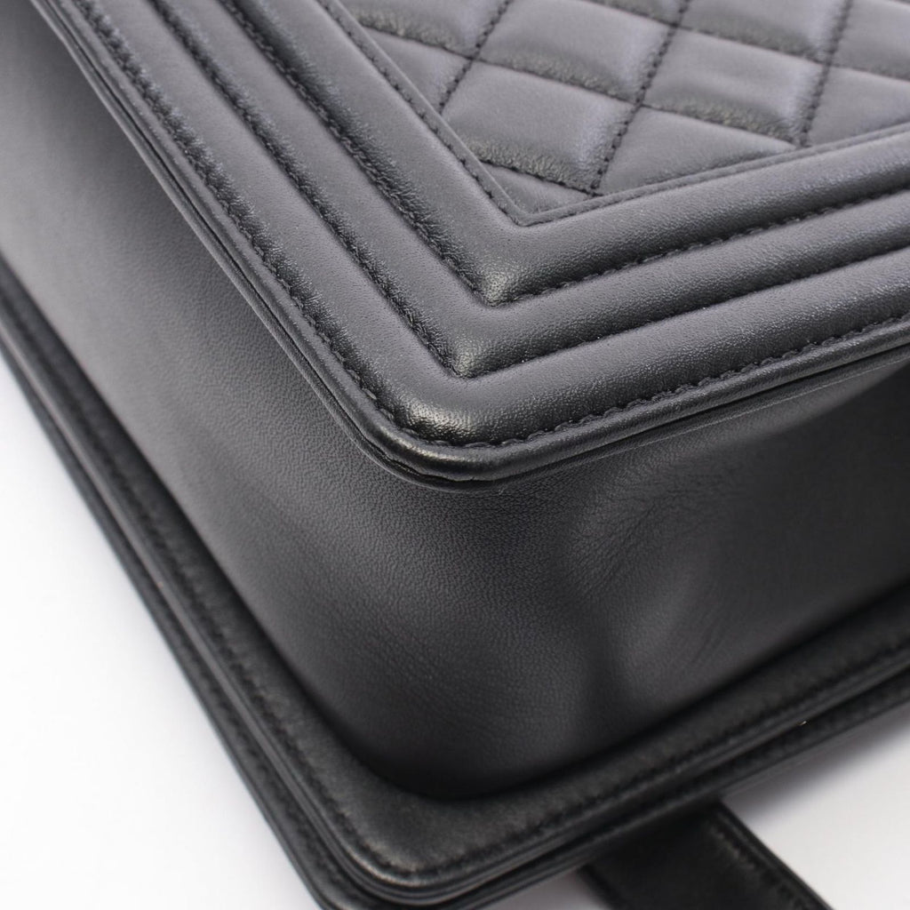 Chanel Shoulder Bag Boy Black Lambskin Boy Chain — view 7