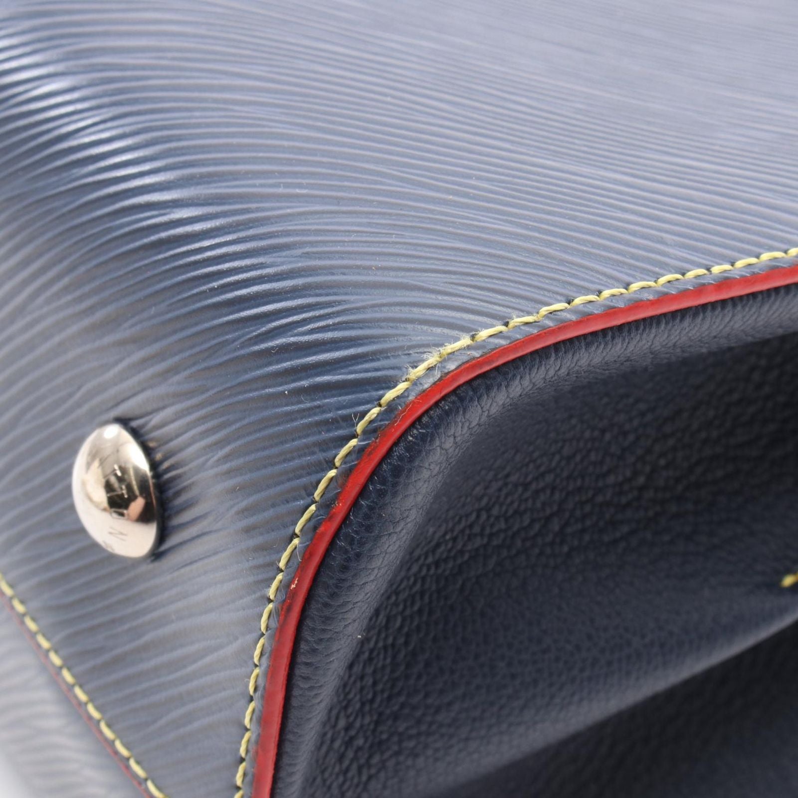 Louis Vuitton Tote Twist 2-Way Andigo Blue Leather — view 9