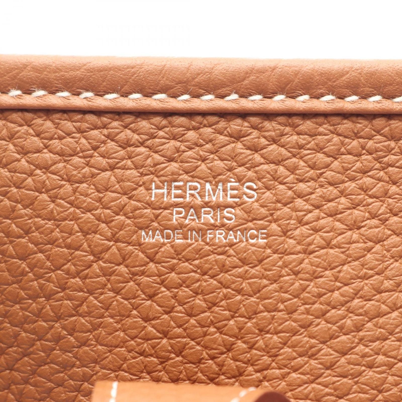 Hermes Shoulder Bag Evelyne 3 Trois PM Gold Leather — view 4