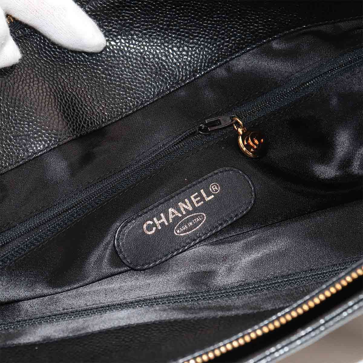Chanel Super Tote Black — view 8