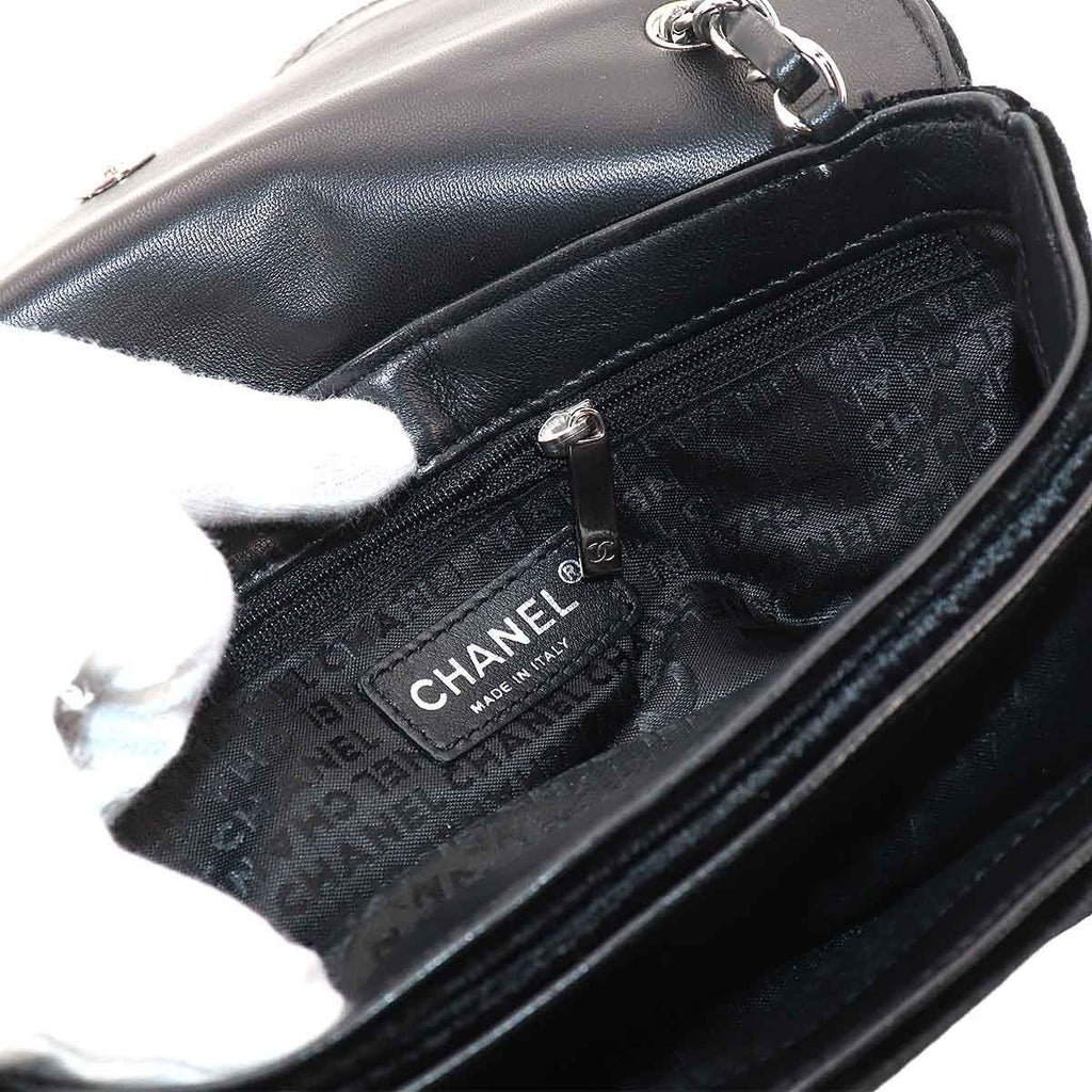 Chanel Icon Chain Shoulder Bag Velour Leather Black Vintage Silver — view 7