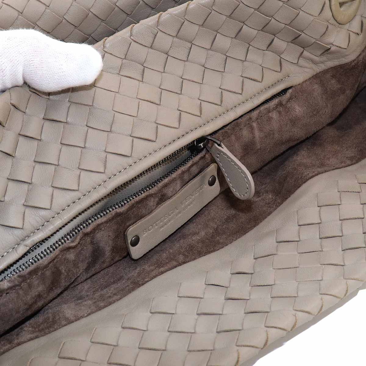 Bottega Veneta Intrecciato Garda Tote Leather Light Gray — view 9