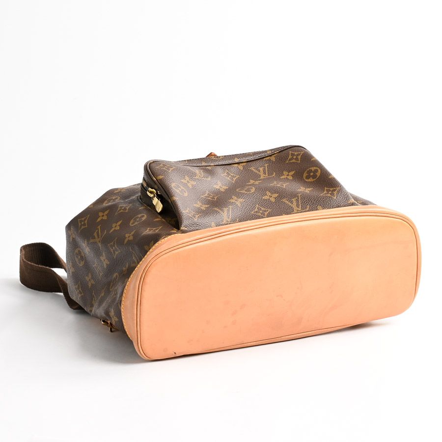 Louis Vuitton Backpack Montsouris GM — view 5