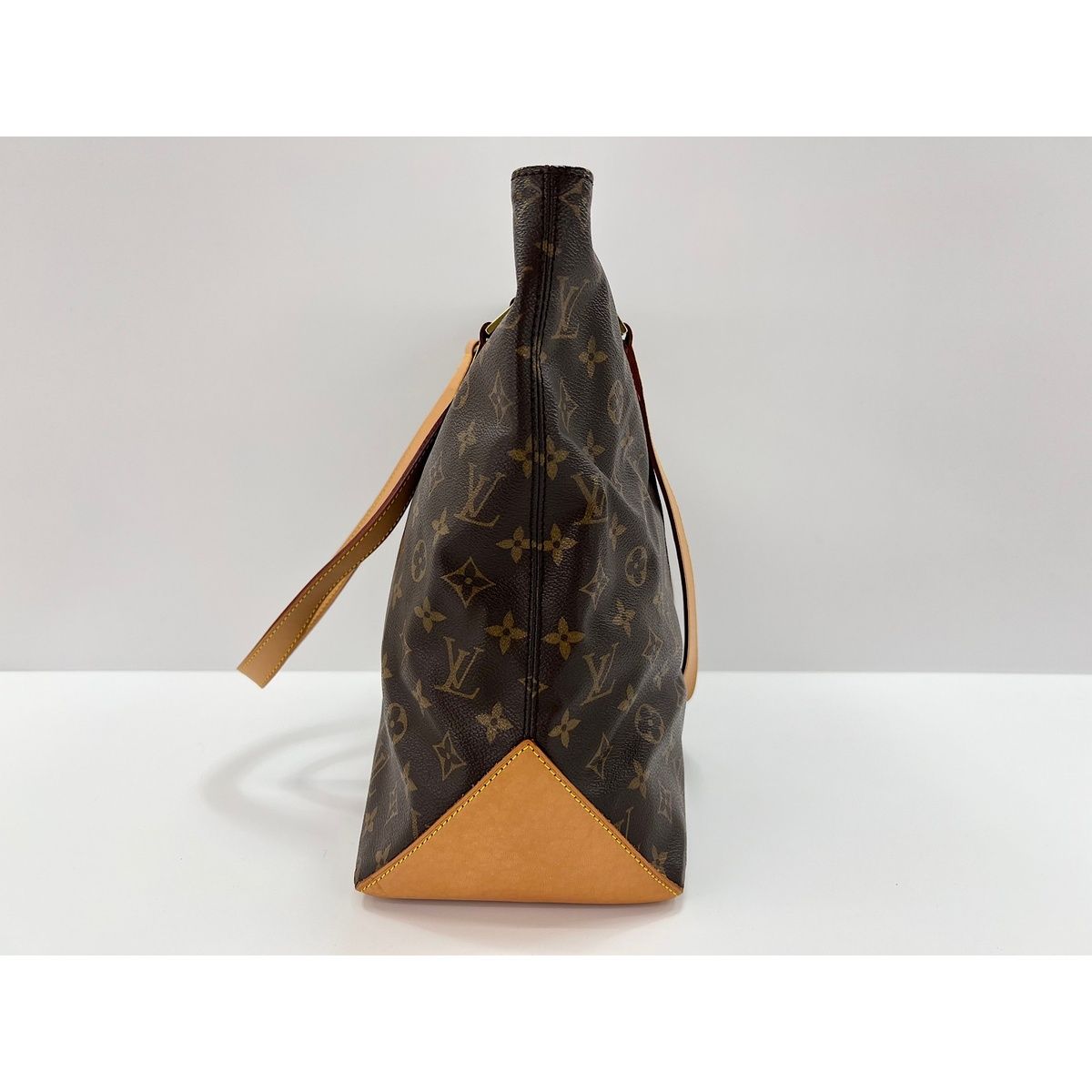 Louis Vuitton Tote Cabas Mezzo — view 4