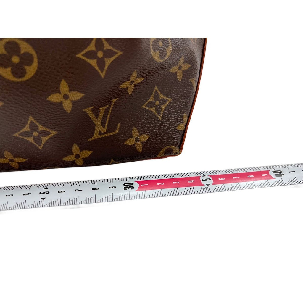 Louis Vuitton Tote Cabas Mezzo — view 3