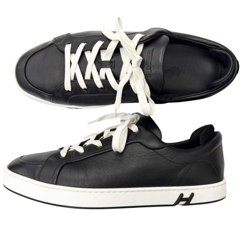 Hermes Kid Leather Logo Lace Up Low Cut Sneakers Black — view 3