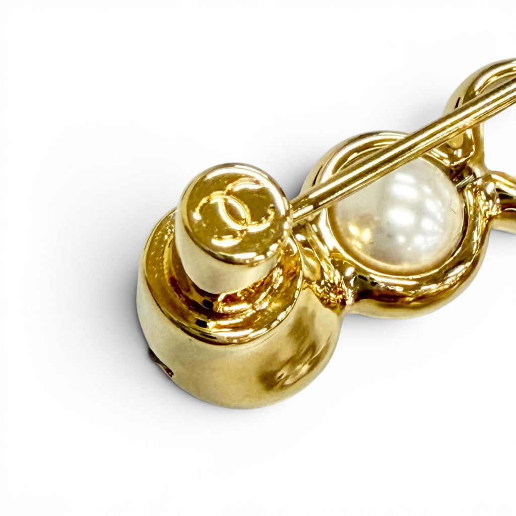 Chanel CC Logo Brooch Gold Adult Recommended — view 6