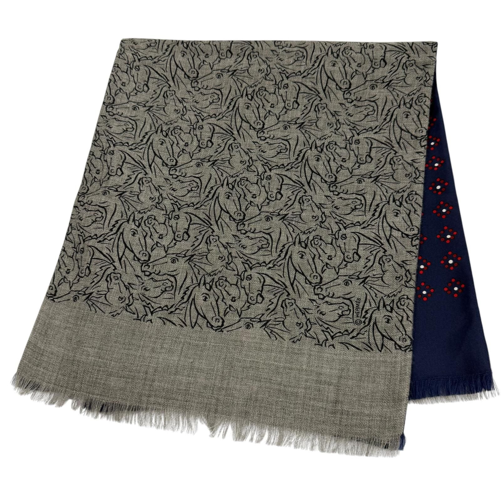 Hermes Cashmere Silk Tisse Reversible Hose Mix Fringe Scarf Gray Navy