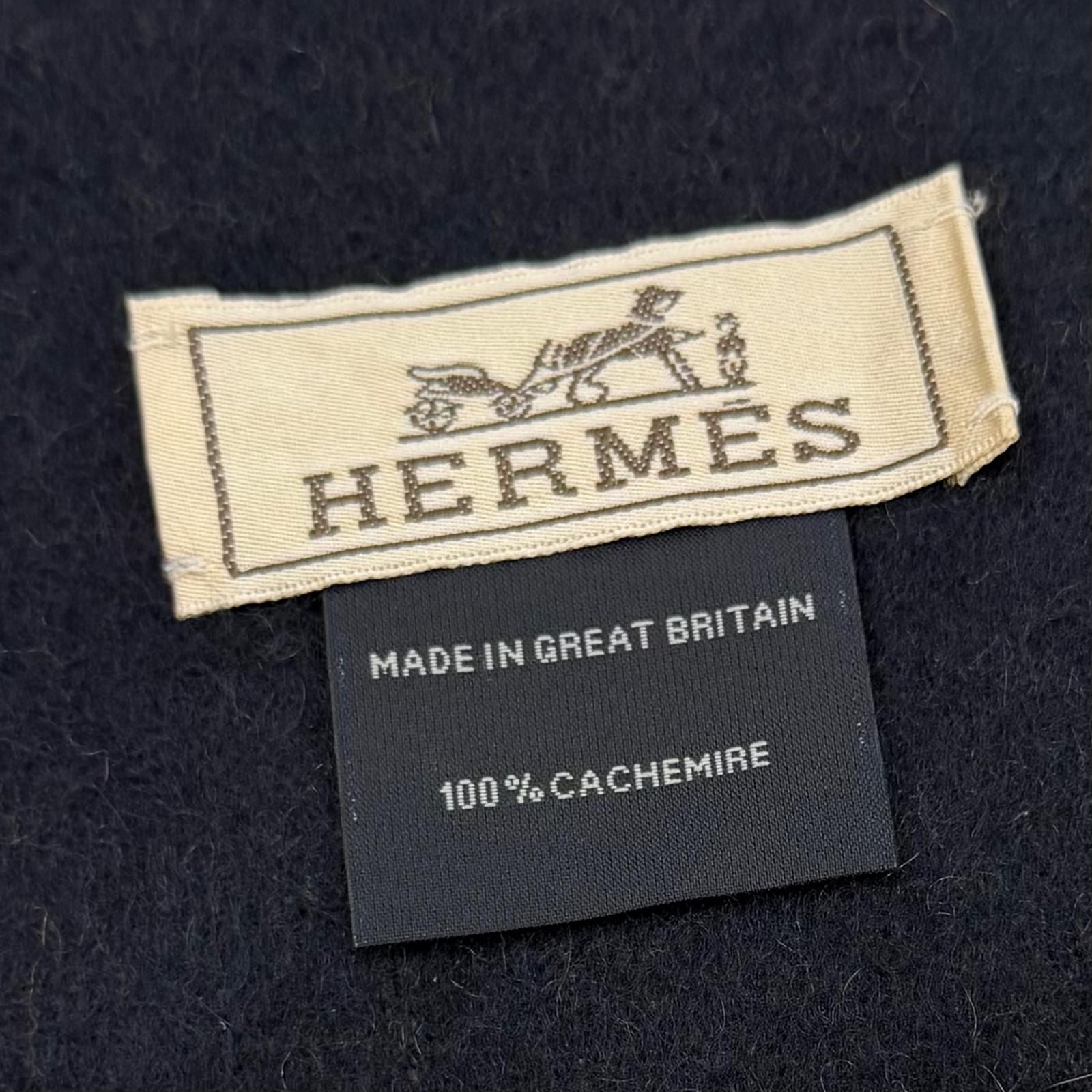 Hermes Rectoverso Cashmere Logo Embroidery Bicolor Reversible Fringe Scarf — view 6