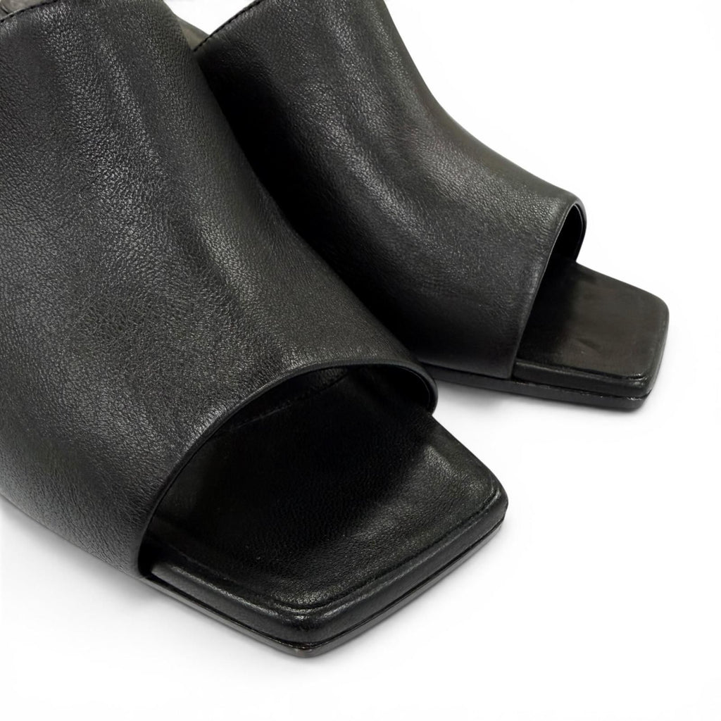 Hermes Iconic Silver Chaine D'ancre Heels Leather Sandals Black — view 8