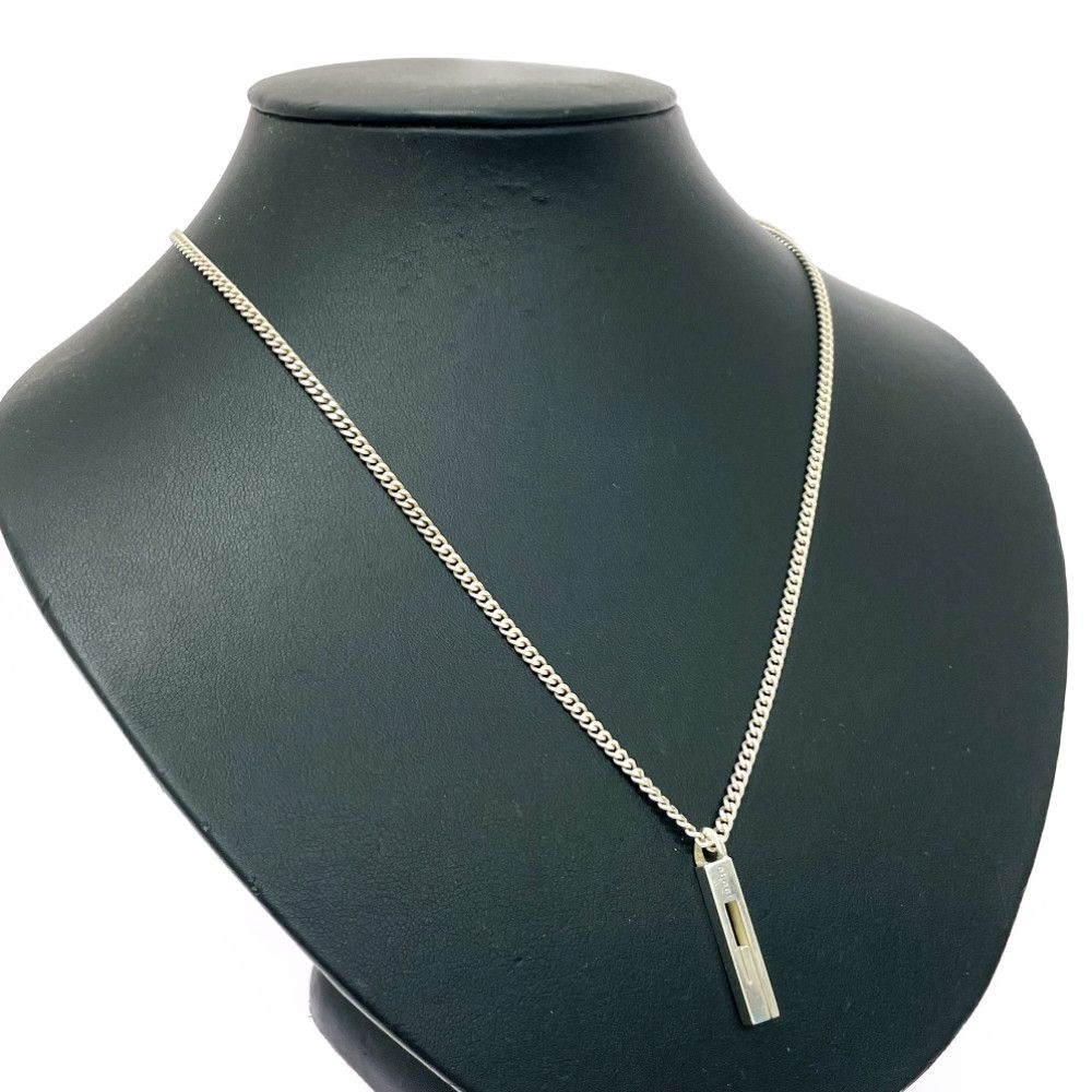 Gucci Silver Logo Plate Necklace — view 3