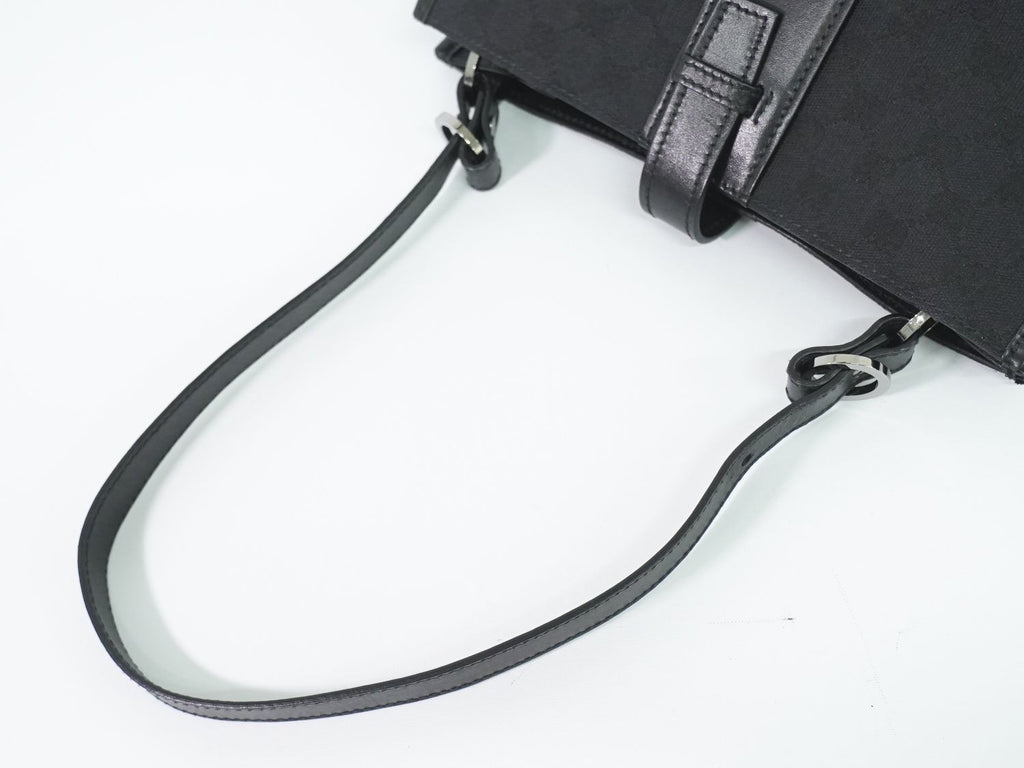 Gucci GG Canvas Shoulder Bag Black — view 4
