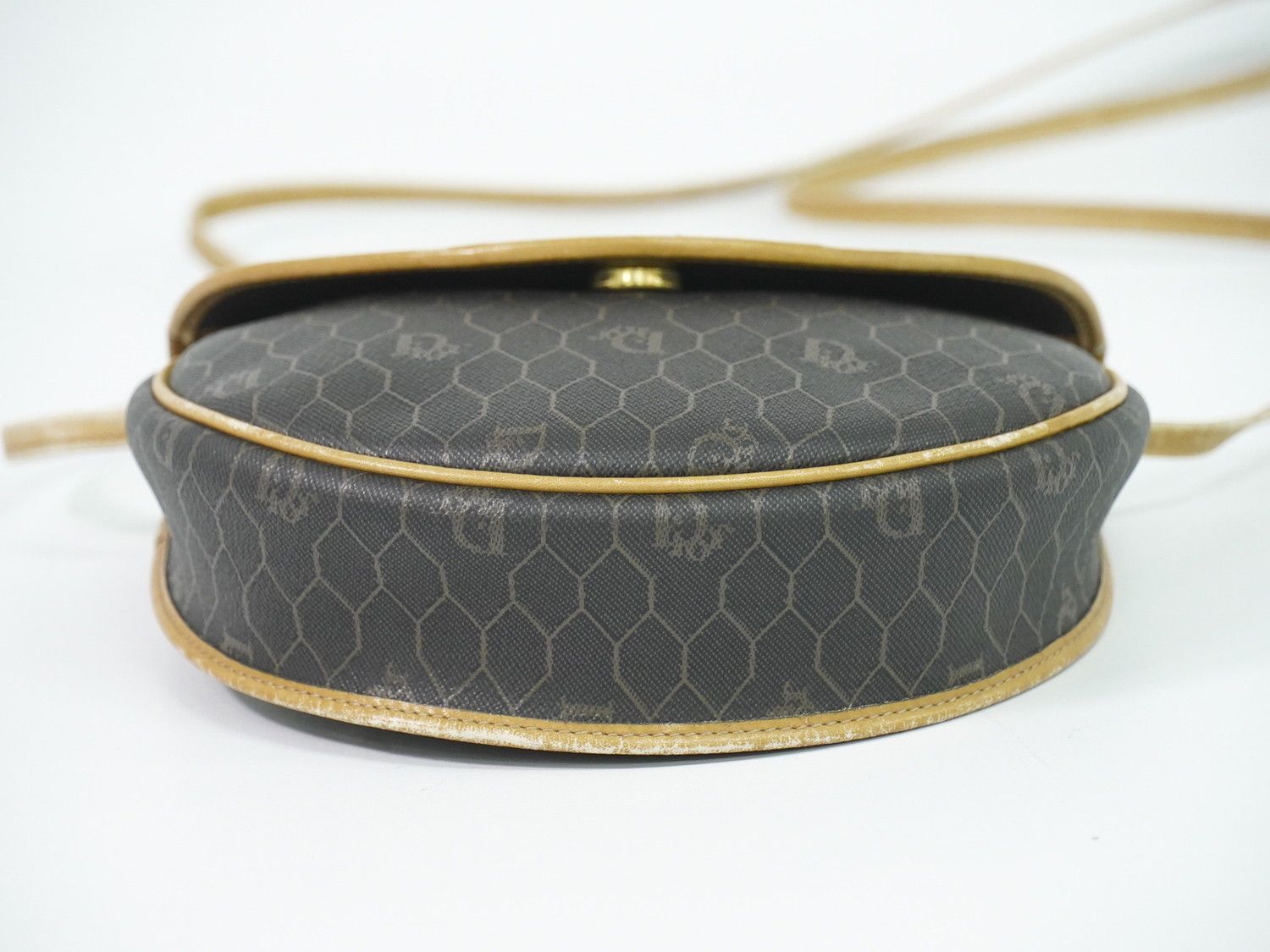 Dior Honeycomb Pattern Shoulder Bag Pochette Black — view 3