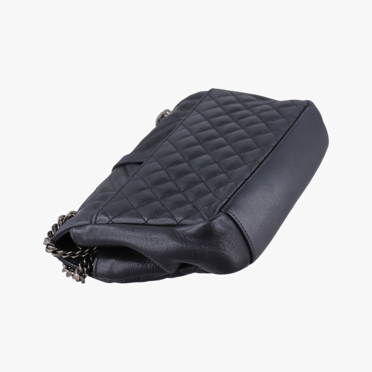 Saint Laurent Envelope Black Leather Shoulder — view 7