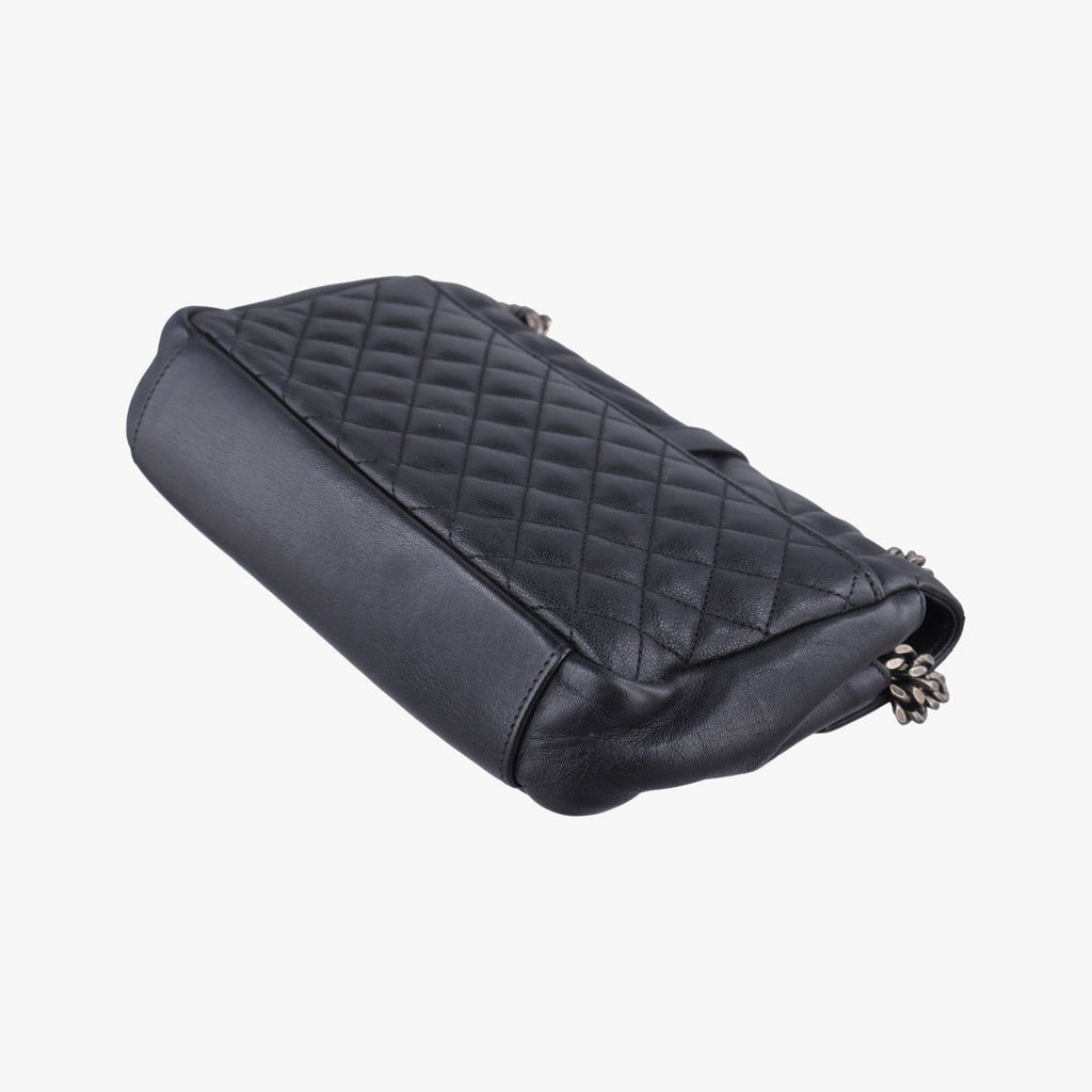 Saint Laurent Envelope Black Leather Shoulder — view 6