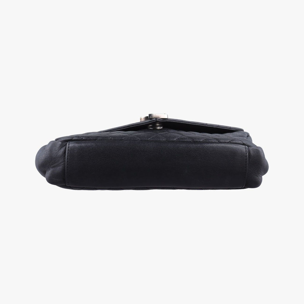 Saint Laurent Envelope Black Leather Shoulder — view 3