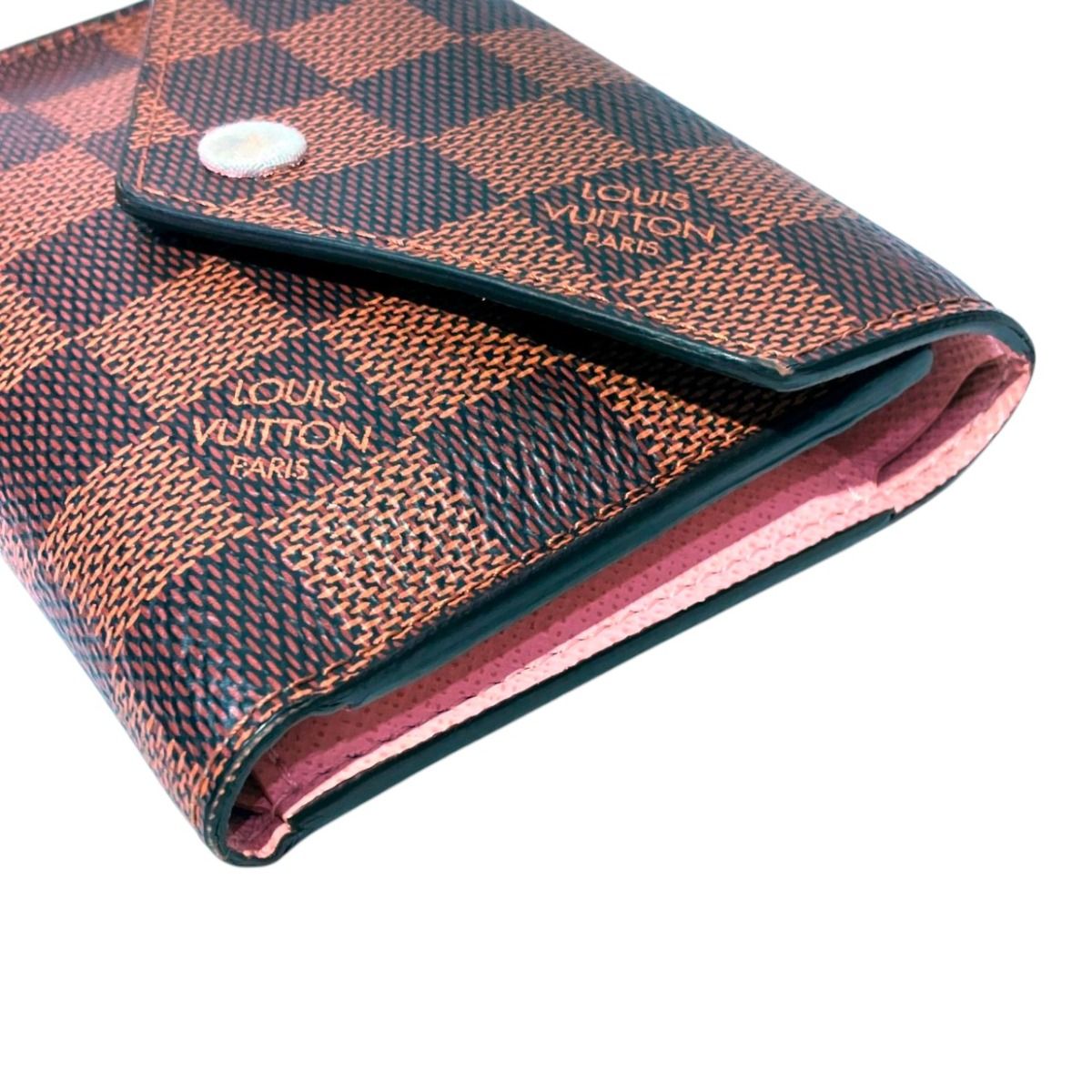 Louis Vuitton Damier Trifold Wallet Canvas — view 7