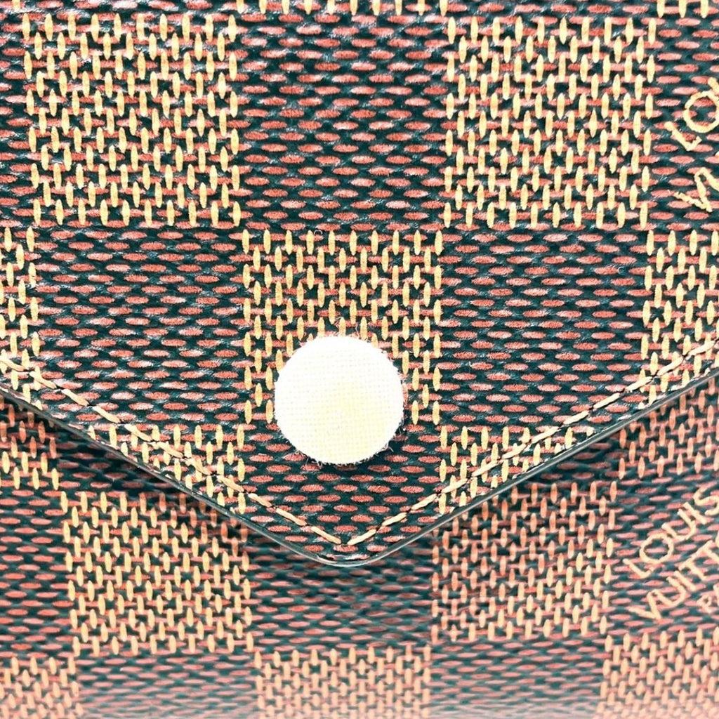 Louis Vuitton Damier Trifold Wallet Canvas — view 8