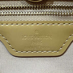 Louis Vuitton Wilshire PM Vernis Handbag Enamel Patent Leather — view 4