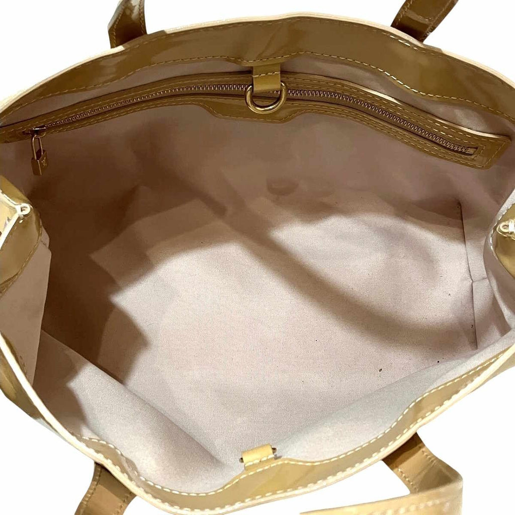 Louis Vuitton Wilshire PM Vernis Handbag Enamel Patent Leather — view 5