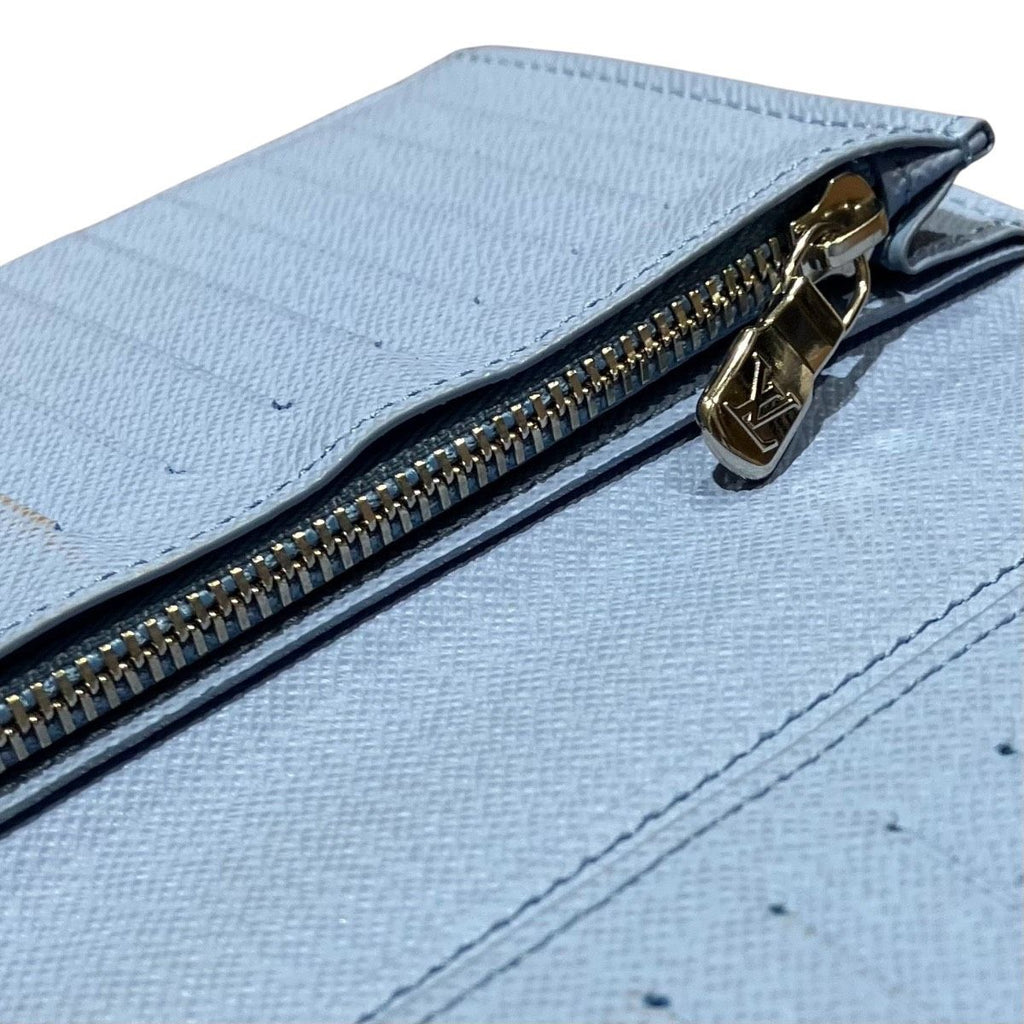 Louis Vuitton Portefeuille Brazza Monogram Wallet Canvas — view 8