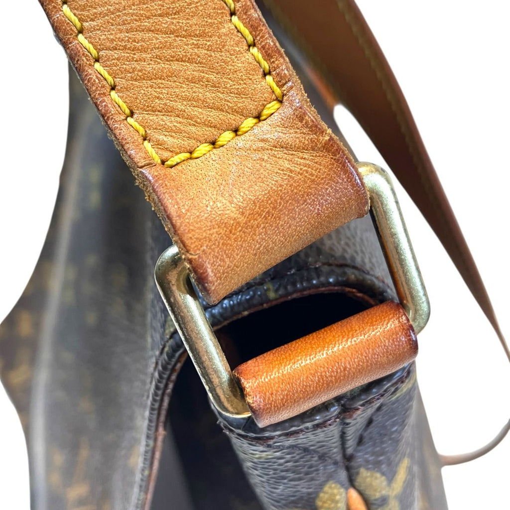 Louis Vuitton Musette Monogram Shoulder Bag Canvas — view 6