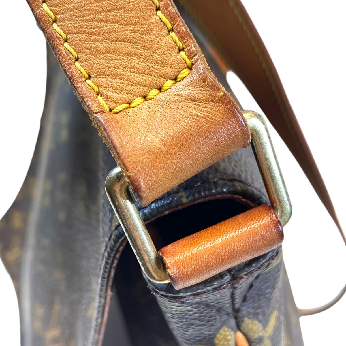 Louis Vuitton Musette Monogram Shoulder Bag Canvas — view 6