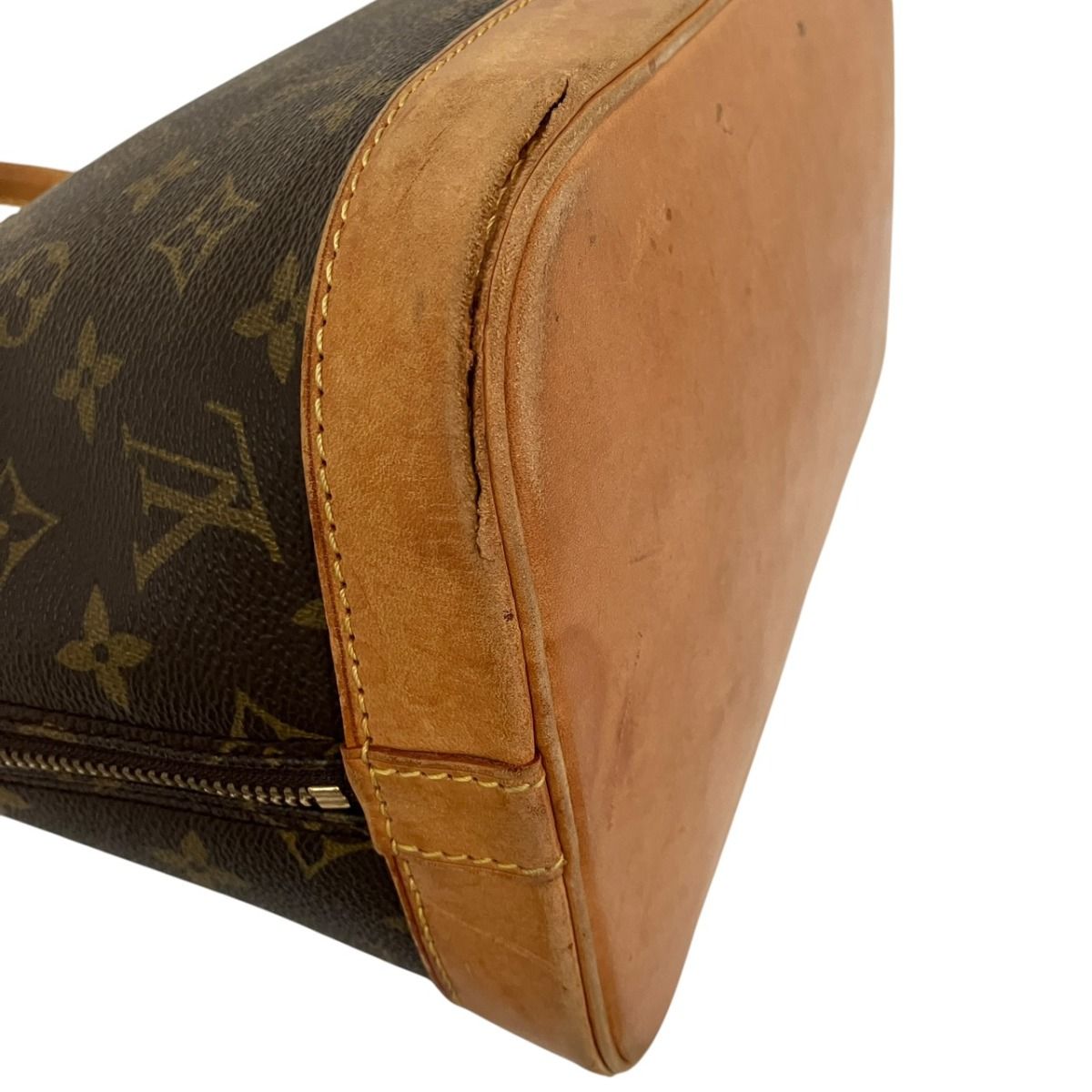 Louis Vuitton Alma Monogram Handbag Leather Canvas — view 9
