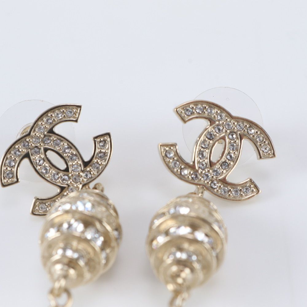 Chanel 20 a CC Logo Faux Pearl Swing Earrings Gold Rhinestone — view 2
